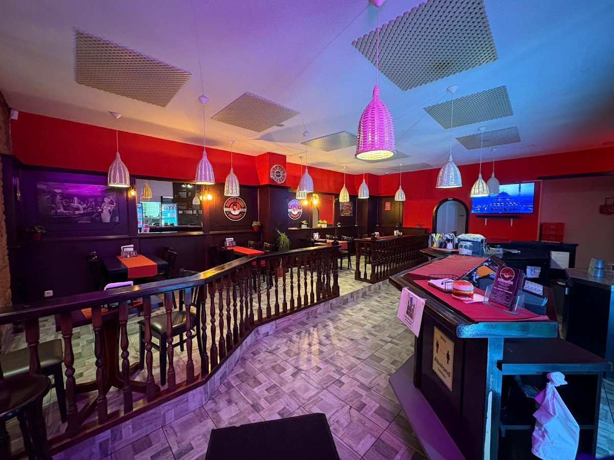 Burger Rossa + Lieferservice